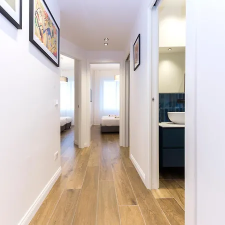 Joivy Elegant Flats In The Centre Of Apartment
