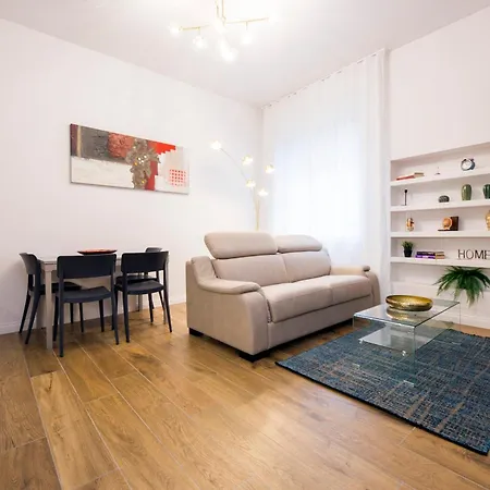 Joivy Elegant Flats In The Centre Of Apartment